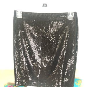 Sequined pull up black lined mini skirt